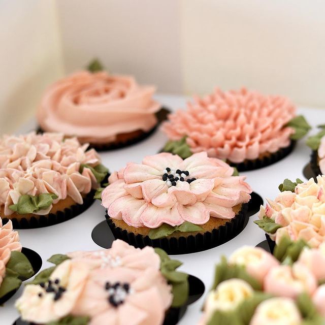 Floral Cup Cake Box