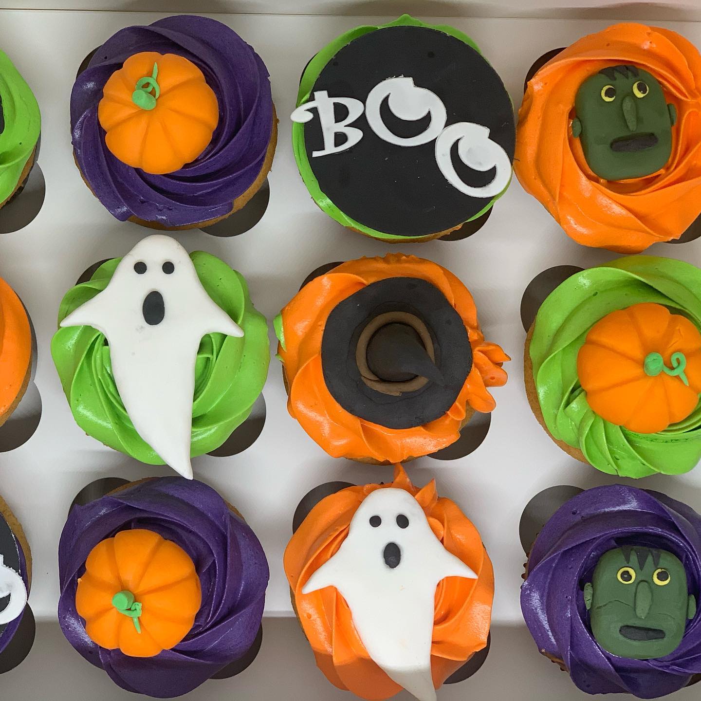 Halloween Cupcakes - Elegant Seasonal Treats