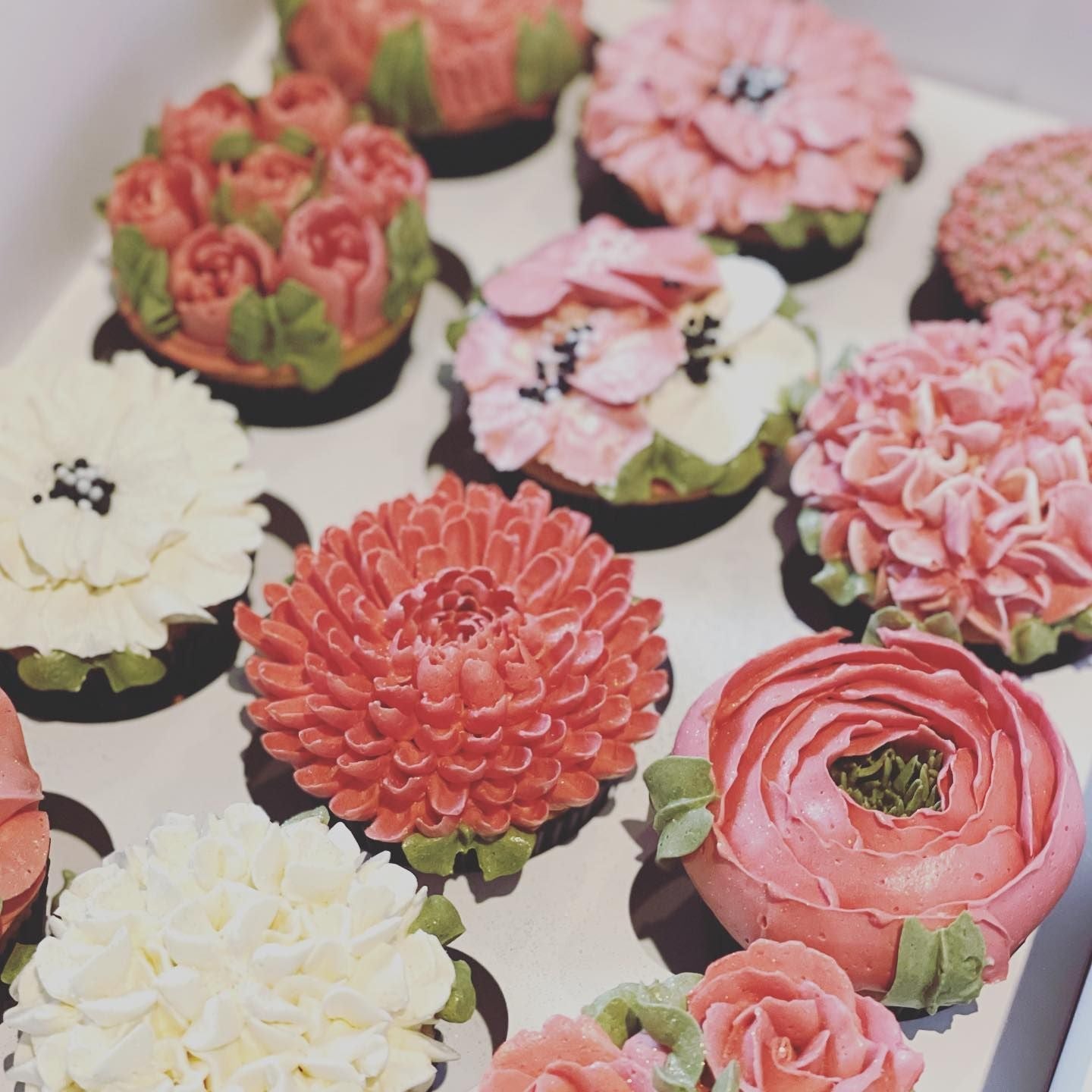 Floral Cup Cake Box