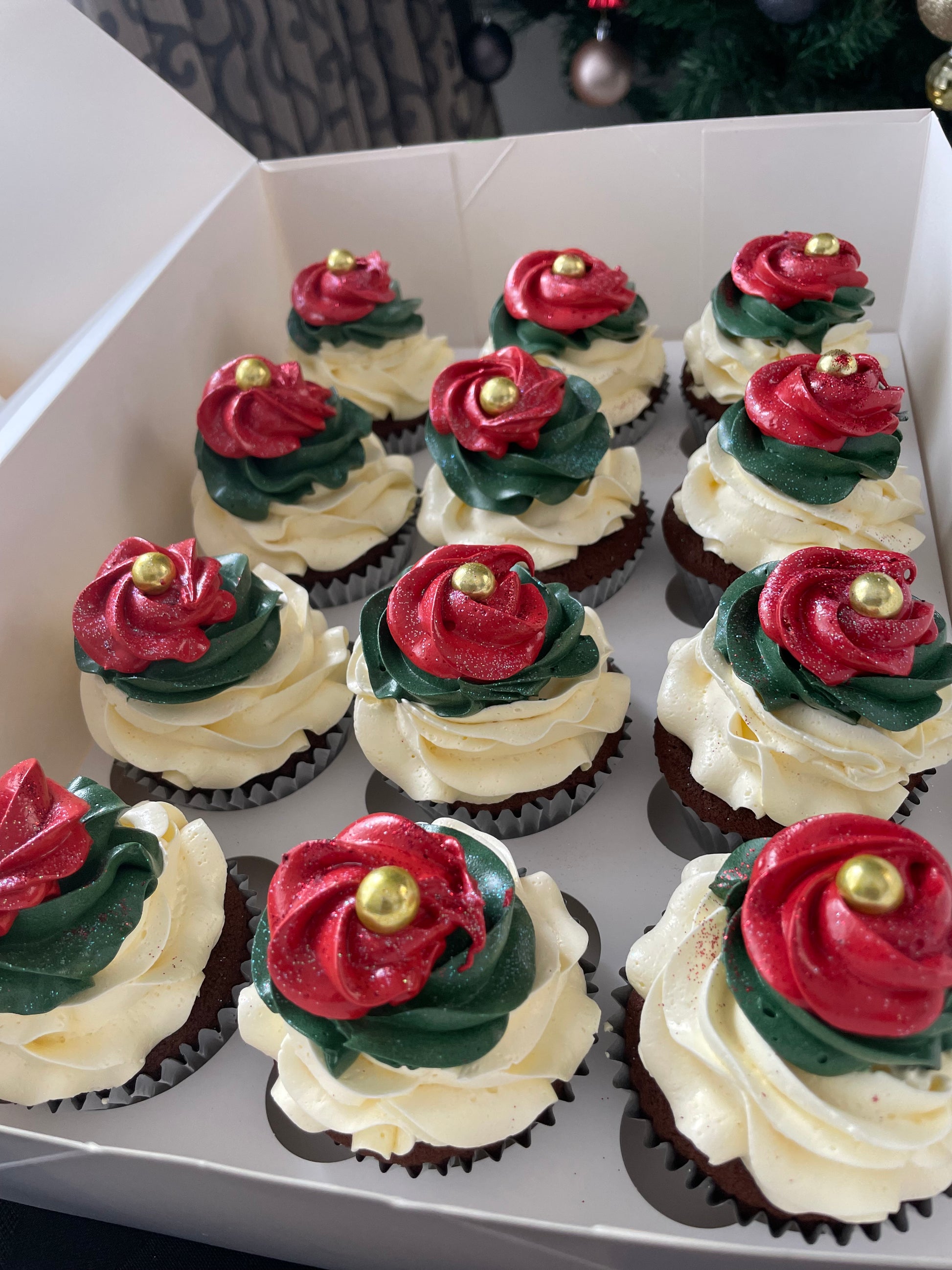 Premium Christmas Cupcakes