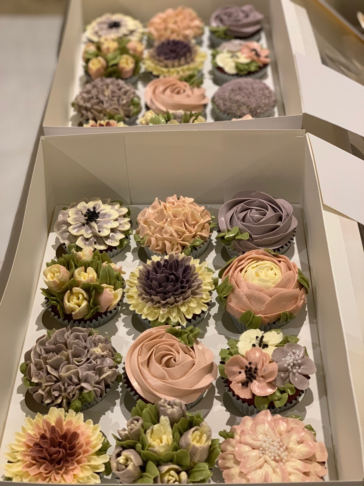 Floral Cup Cake Box